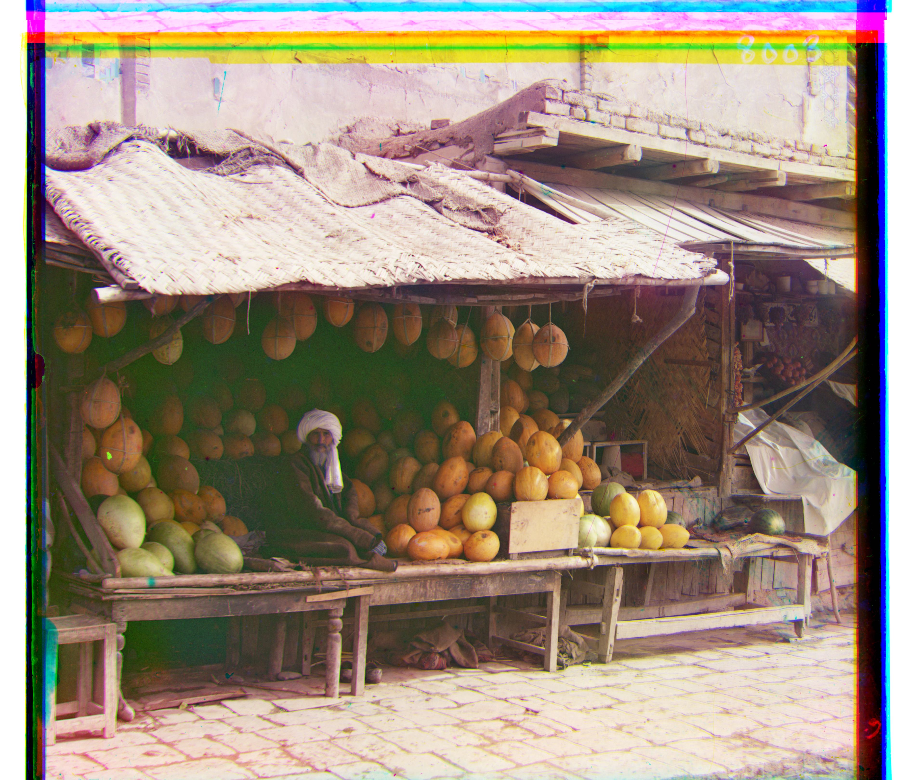 Pyramid Aligned Melons